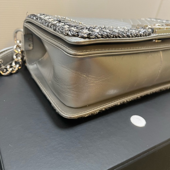 ❌SOLD❌💯Authentic Chanel Boy Chevron Jacket Flap Bag - Picture 9 of 16